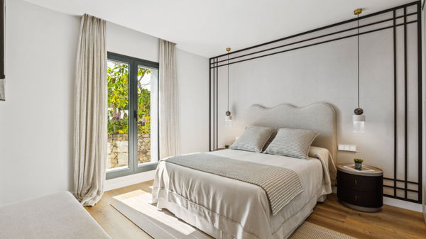 Refined contemporary living with sea views in Los Naranjos, Nueva Andalucía