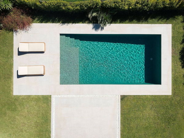Refined contemporary living with sea views in Los Naranjos, Nueva Andalucía