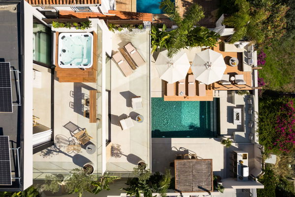 Elegant Scandinavian villa overlooking La Concha and the Mediterranean, Nueva Andalucia, Marbella