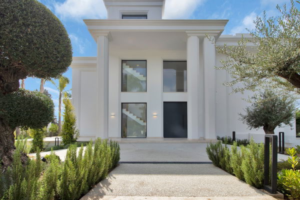 Sophisticated Villa in Las Lomas del Marbella Club, Marbella Golden Mile