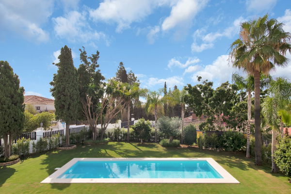 Sophisticated Villa in Las Lomas del Marbella Club, Marbella Golden Mile