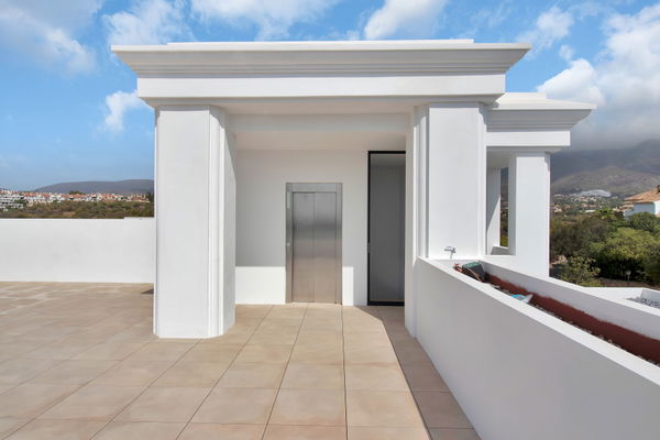 Sophisticated Villa in Las Lomas del Marbella Club, Marbella Golden Mile
