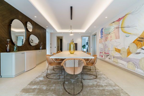 A luxury retreat in the mountains of Benahavís with sea views
