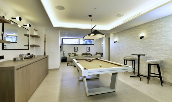 A luxury retreat in the mountains of Benahavís with sea views