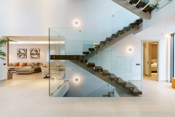 A luxury retreat in the mountains of Benahavís with sea views