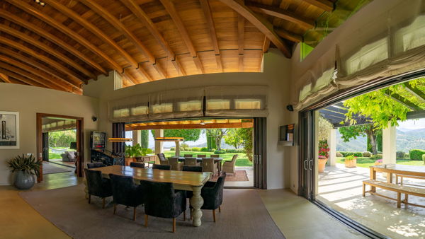 Huge family home in privileged residential area of La Zagaleta, Benahavis