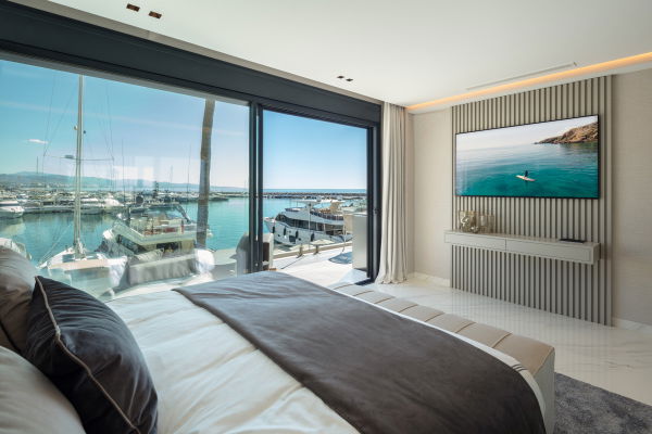 Newly renovated modern apartment on the front line of Puerto Banus, Marbella