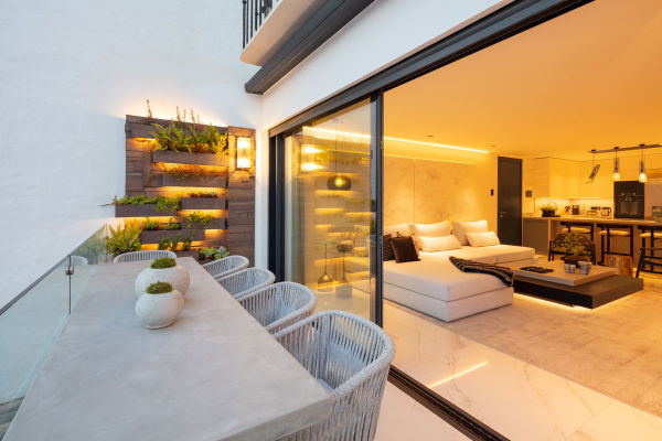 Newly renovated modern apartment on the front line of Puerto Banus, Marbella