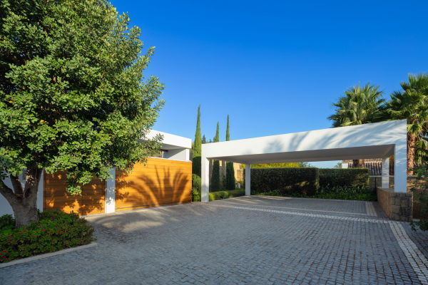 Amazing Modern Villa in Finca Cortesín