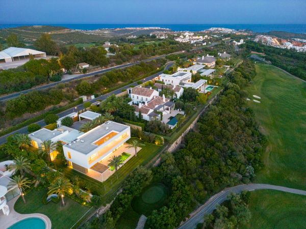 Amazing Modern Villa in Finca Cortesín