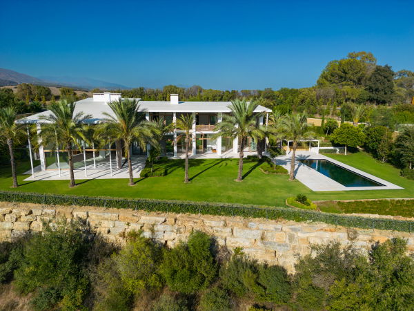 Wonderful Villa next to the golf course, Finca Cortesín