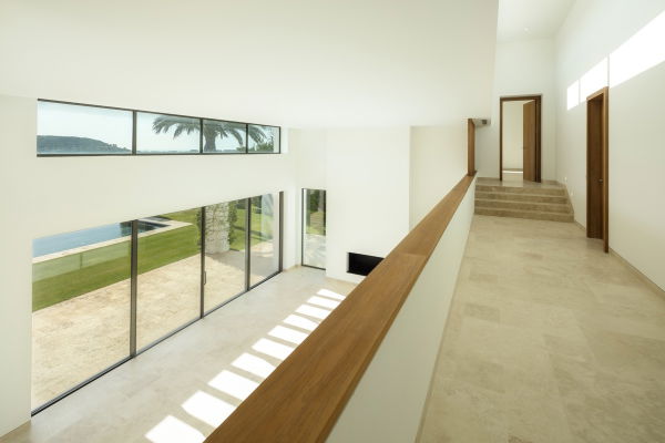 Spectacular villa next to the Casares golf course