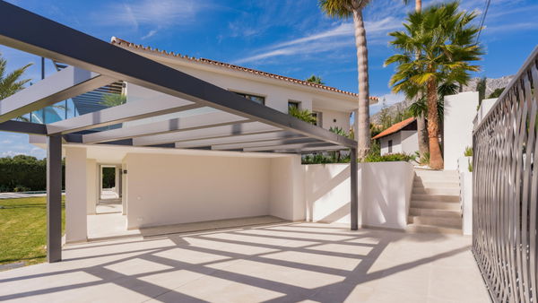 Newly renovated villa with sea views and perfect for families, Nagüeles, Marbella Golden Mile