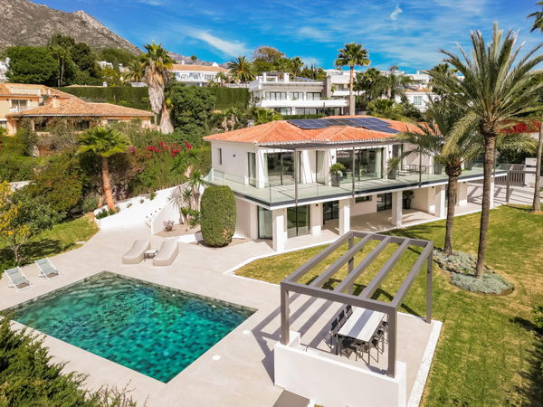 Newly renovated villa with sea views and perfect for families, Nagüeles, Marbella Golden Mile