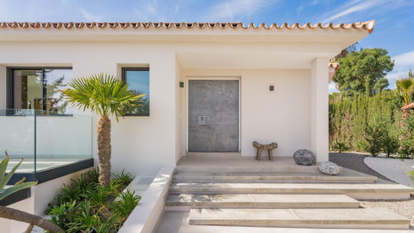 Newly renovated villa with sea views and perfect for families, Nagüeles, Marbella Golden Mile