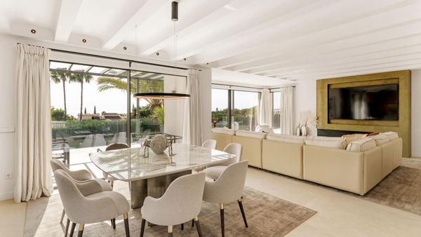 Newly renovated villa with sea views and perfect for families, Nagüeles, Marbella Golden Mile