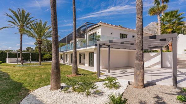 Newly renovated villa with sea views and perfect for families, Nagüeles, Marbella Golden Mile