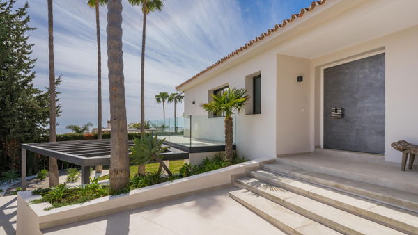 Newly renovated villa with sea views and perfect for families, Nagüeles, Marbella Golden Mile