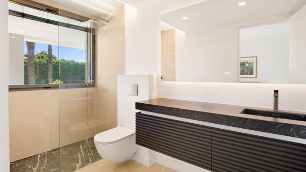 Newly renovated villa with sea views and perfect for families, Nagüeles, Marbella Golden Mile