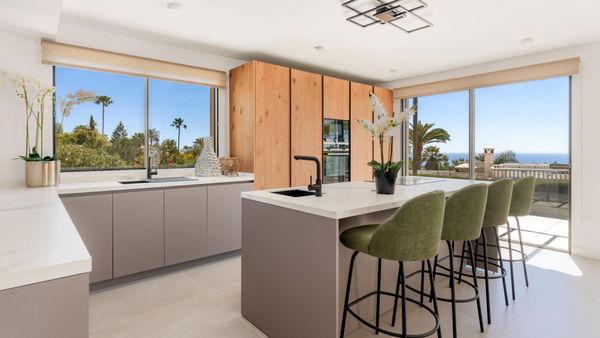 Newly renovated villa with sea views and perfect for families, Nagüeles, Marbella Golden Mile