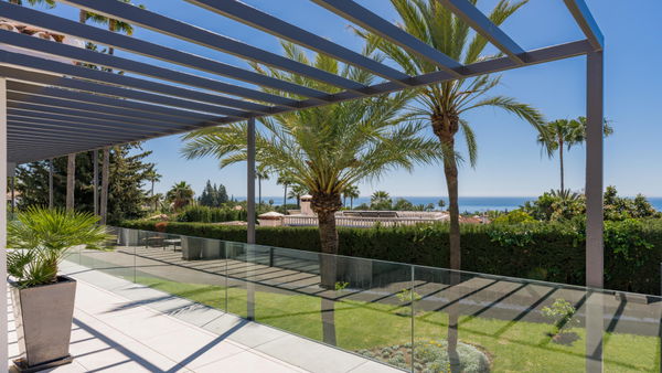 Newly renovated villa with sea views and perfect for families, Nagüeles, Marbella Golden Mile