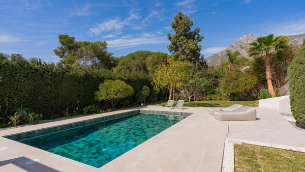 Newly renovated villa with sea views and perfect for families, Nagüeles, Marbella Golden Mile