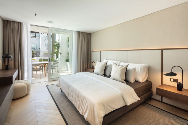 Modern and sophisticated apartment in Marina de Puente Romano