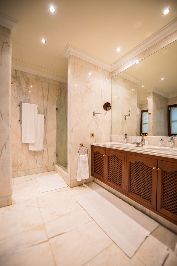 Classic beauty and comfort in a villa in the mountains of La Zagaleta, Benahavis