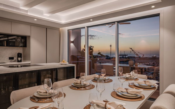 State-of-the-art refurbished duplex penthouse with spectacular panoramic views of Puerto Banús