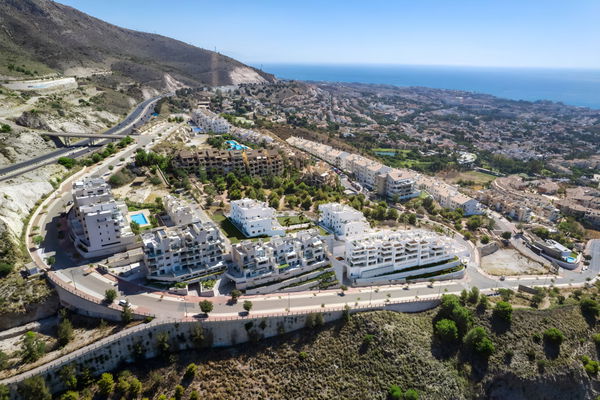 Excellent townhouse in urbanisation with sea views