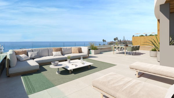 Penthouse with spectacular panoramic sea view terrace, Mijas Costa