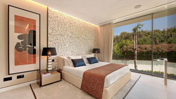 Exceptional property on the exclusive Golden Mile, Marbella