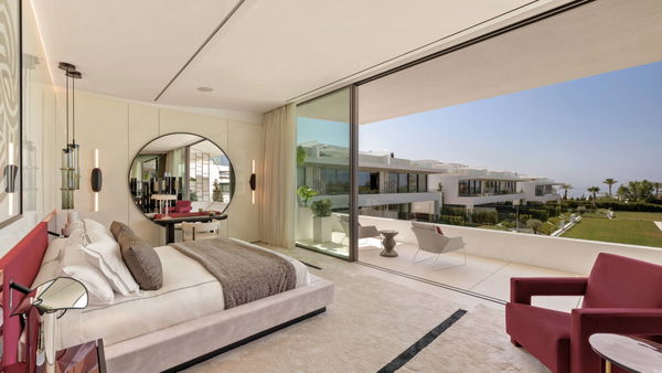 Exceptional property on the exclusive Golden Mile, Marbella