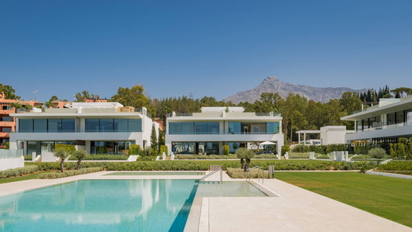 Exceptional property on the exclusive Golden Mile, Marbella