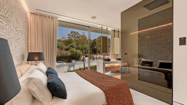 Exceptional property on the exclusive Golden Mile, Marbella
