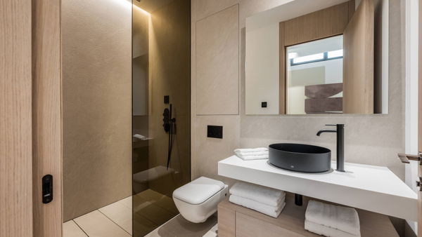 Exceptional property on the exclusive Golden Mile, Marbella