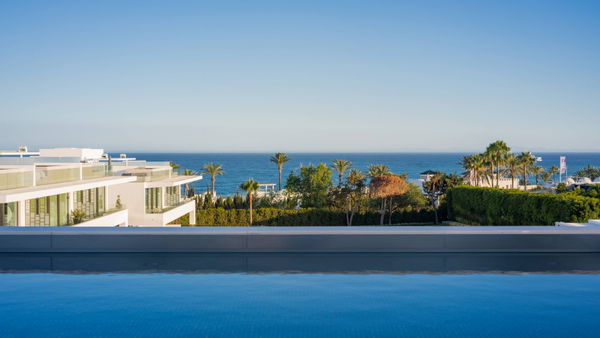 Exceptional property on the exclusive Golden Mile, Marbella