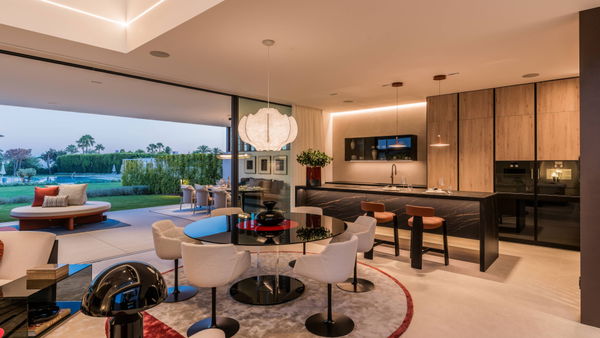 Exceptional property on the exclusive Golden Mile, Marbella