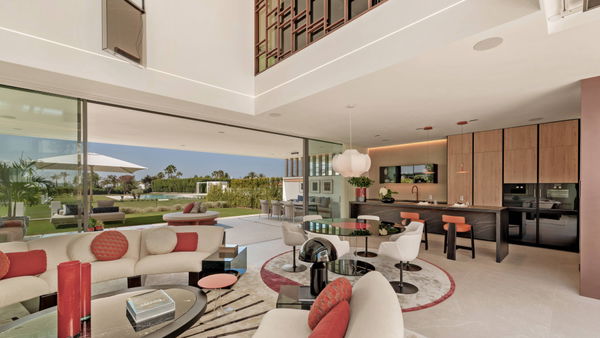 Exceptional property on the exclusive Golden Mile, Marbella