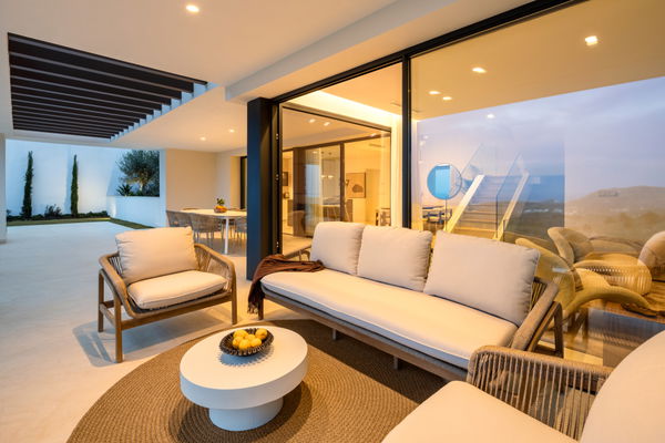 Stunning villa in the prestigious area of Pinares de San Anton, Málaga