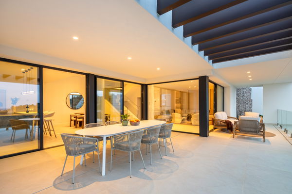 Stunning villa in the prestigious area of Pinares de San Anton, Málaga
