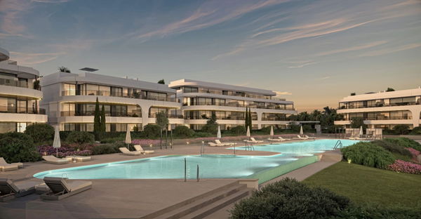 Modern apartment with big basement in the heart of Estepona's Golden Triangle