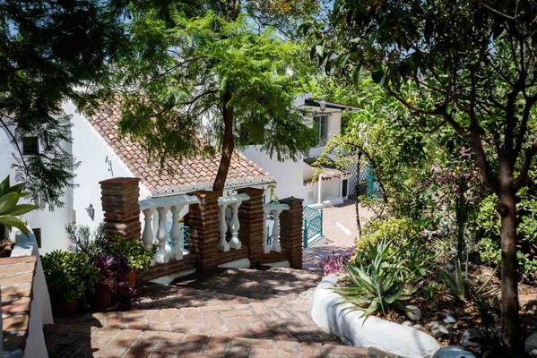 Exceptional Andalusian Cortijo, a private mountain retreat in Frigiliana