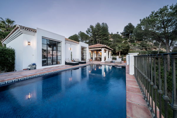 Majestic villa inspired by the traditional Spanish farmhouses in El Madroñal , Benahavis