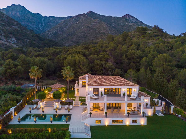 Exquisite villa that epitomizes luxury and elegance in Sierra Blanca, Marbella
