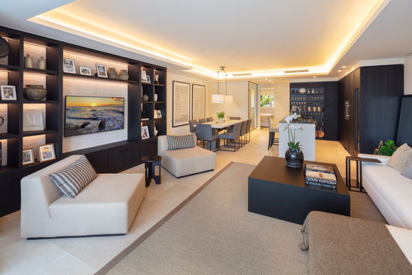 Magnificent Luxury Apartment in the Exclusive Puente Romano Estate, Marbella Golden Mile