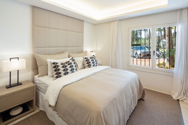 Magnificent Luxury Apartment in the Exclusive Puente Romano Estate, Marbella Golden Mile