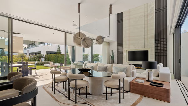 Exceptional property with luxury details on the exclusive Golden Mile, Marbella