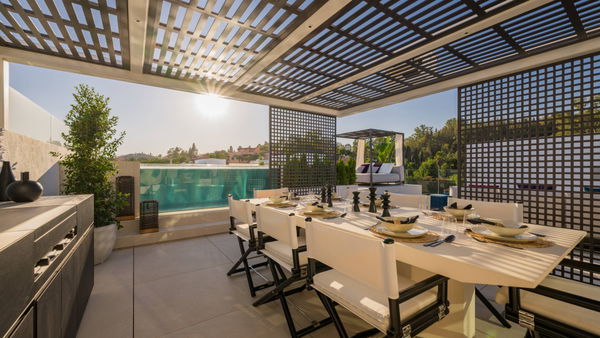 Exceptional property with luxury details on the exclusive Golden Mile, Marbella