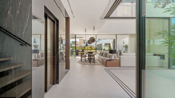 Exceptional property with luxury details on the exclusive Golden Mile, Marbella